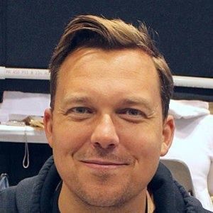 Meet your Posher, Leonard